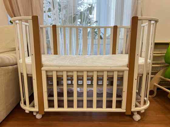 Детская кроватка ( манеж ) с матрасом, бортиками и простынями Донецк