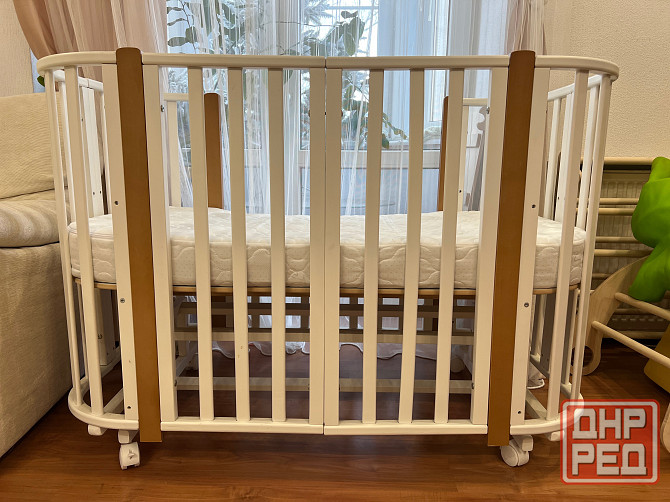 Детская кроватка ( манеж ) с матрасом, бортиками и простынями Донецк - изображение 1