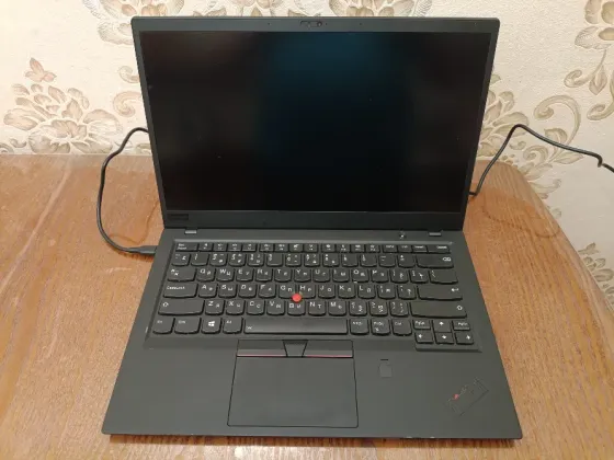 Lenovo X1 6 Gen (i7-8550u, 16Gb DDR4, SSD 256Gb) Макеевка