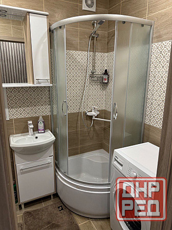 Квартира посуточно от собственника с хорошим ремонтом , накопительным баком и всеми удобствами ! Донецк - изображение 5