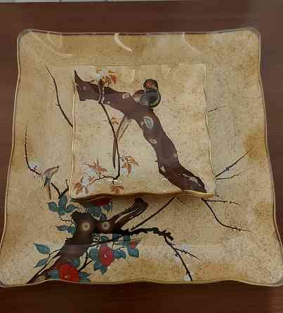 Блюдо с тарелками Донецк