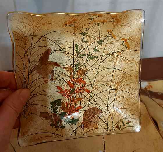 Блюдо с тарелками Донецк