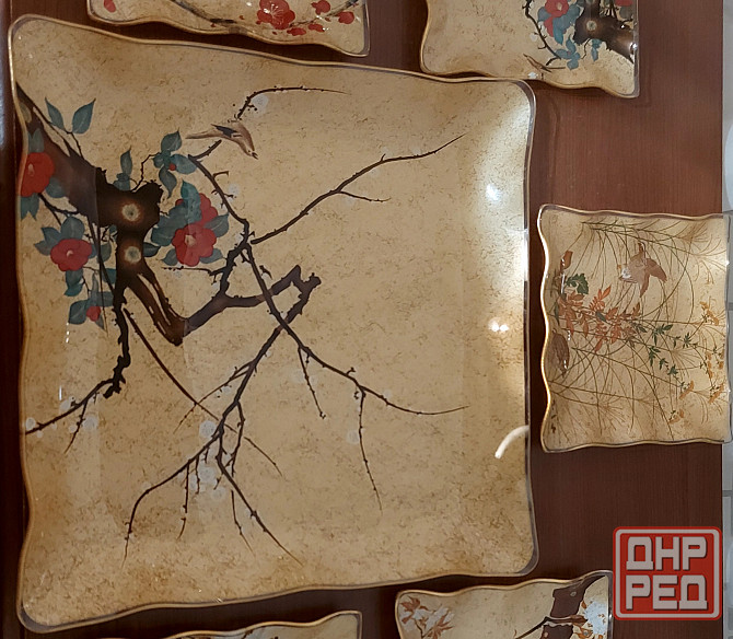 Блюдо с тарелками Донецк - изображение 7