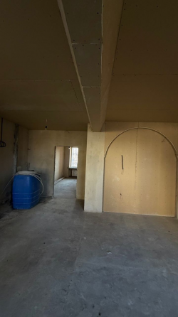 Коммерческая недвижимость Продажа помещения в Центрально-Городском районе г. Макеевка, ул. Ленина Макеевка