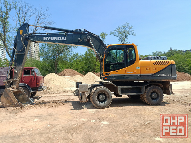 Полноповоротный колесный экскаватор Донецк - изображение 1