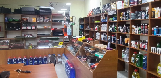 Продам готовый бизнес Магазин автозапчастей в центре Донецка. Торг! 800000р Донецк