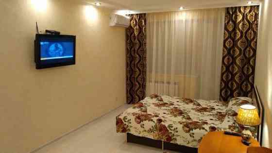 Посуточно квартира в Центре Мариуполь Мариуполь