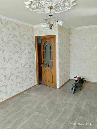 Продается 2 к квартира в Центральном р-не, пересечение пр. Строителей с пр. Ленина. Мариуполь