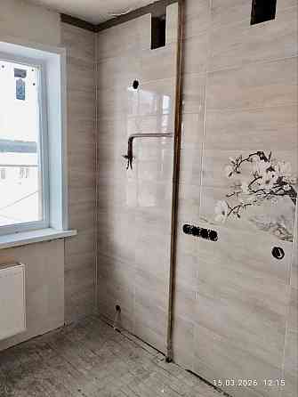 Продается 2 к квартира в Центральном р-не, пересечение пр. Строителей с пр. Ленина. Мариуполь