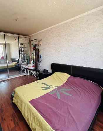 Продается крупногабаритная 3 комнатная квартира г. Донецк, Ворошиловский район, бульвар Пушкина Донецк