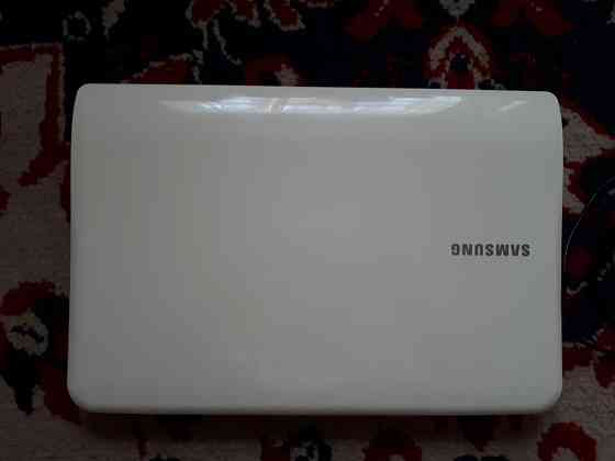 Срочно! Ноутбук Samsung sf 510 в отличном состоянии! Intel i3 370M (2.4Ghz)/4GB DDR3/HDD 500GB. Макеевка