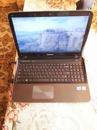 Срочно! Ноутбук Samsung sf 510 в отличном состоянии! Intel i3 370M (2.4Ghz)/4GB DDR3/HDD 500GB. Макеевка
