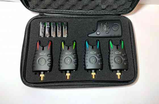 Набор электронных сигнализаторов поклёвки 4+1 (с пейджером) Донецк