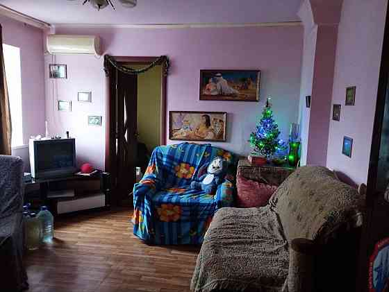 дом в Кировском р-не 4 ком., Флора Донецк