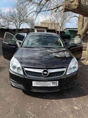 Продам Opel Vectra Год выпуска: 2007 1,8 механика Пробег: 220 тыс. Снежное