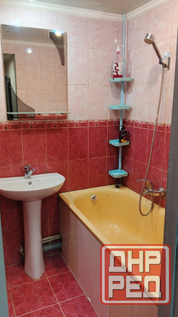 Продам 2 к. квартиру 8/9 г. Харцызск ул. Лазо, 13, дом Кооперативный ориентир Цр Мир Харцызск - изображение 4