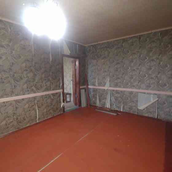 Продаю 2 комн.кв Зеленый Макеевка