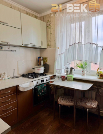 Продажа 2 комн. квартиры, ориентир Шахтерская площадь. Донецк