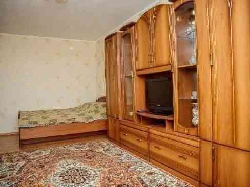 даю однокомнатную квартиру район Приморский, пр-кт Нахимова Мариуполь