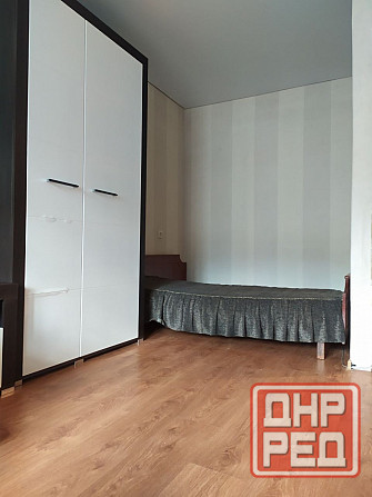 Продается 1-к квартира с нишей, 36 м², 3/9 эт., ул. Тренева (Шахтерская площадь) Донецк - изображение 4