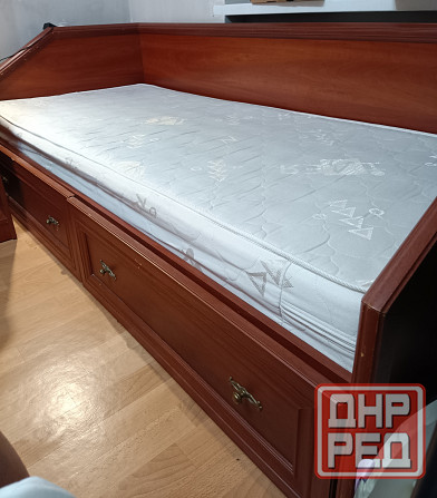 Отдам кровать Макеевка - изображение 1