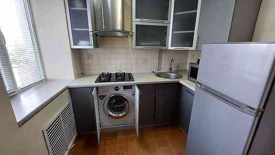 Сдам уютную 1-комнатную квартиру. Дворец Молодежи Юность. Донецк