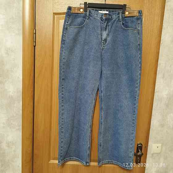 Продам женские джинсы.54-56 размер. Макеевка