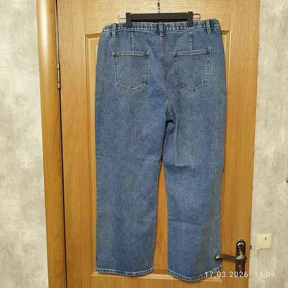 Продам женские джинсы.54-56 размер. Макеевка