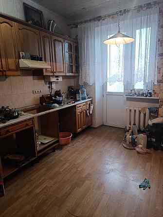 продам 4-х комнатную квартиру Донецк