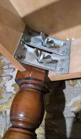 Стол ссср, в отличном состоянии. Макеевка