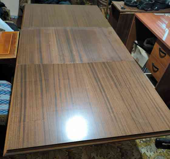 Стол ссср, в отличном состоянии. Макеевка