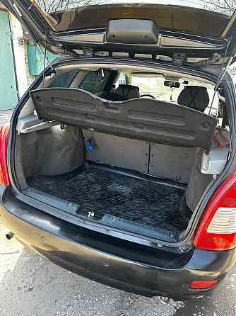 Хорошая машина для города и трассы, много чего поменяно, за машину не стыдно. Макеевка