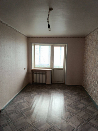 Продам 1 комнатную квартиру на Хлюпина Донецк