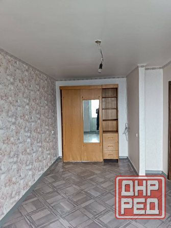 Продам 1 комнатную квартиру на Хлюпина Донецк - изображение 1