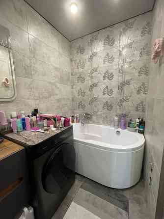 Продается крупногабаритная 3-комнатная квартира comfort-plus Донецк