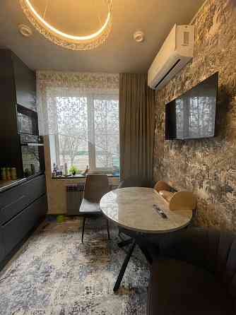 Продается крупногабаритная 3-комнатная квартира comfort-plus Донецк