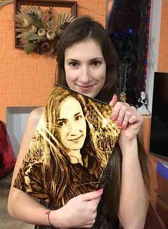 Портрет на дереве по фото | Выжженный портрет | Подарок Макеевка