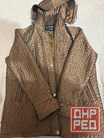 Женская куртка Макеевка - изображение 1