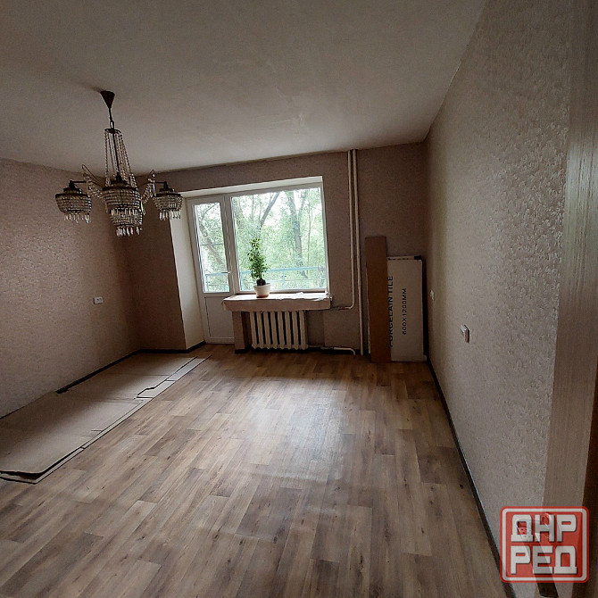 Продажа 1-й комнатной квартиры в Кировском районе города Донецка мрн Текстильщик, ул.Петровского. Донецк - изображение 2