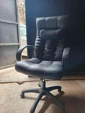 Офисное кресло Донецк