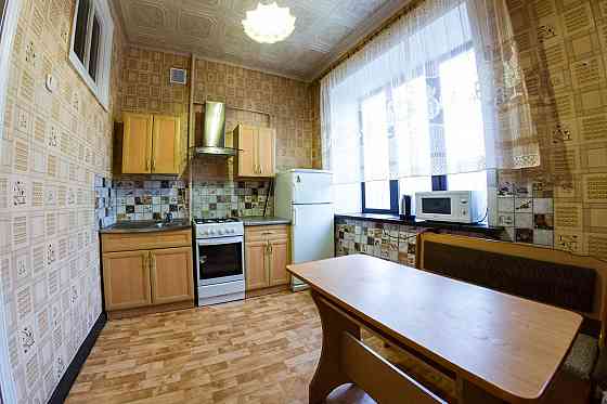 Сдаётся трёхкомнатная квартира в Калининском р-не Донецк