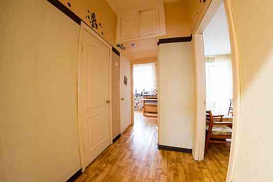 Сдаётся трёхкомнатная квартира в Калининском р-не Донецк