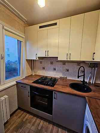 Донецк, Пролетарский р-н, ул. Армавирская продается 2 ком. кв. Общ.45 м², 2/5 этаж Донецк