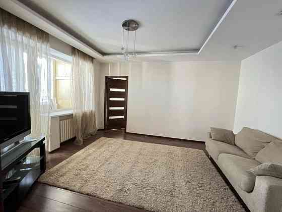 Современная уютная 2к-квартира с просторной гостиной Донецк, Ленинский район, ориентир: Обжора Донецк