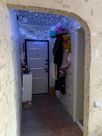 Продам 2х комнат квартиру в центре города Харцызска Харцызск