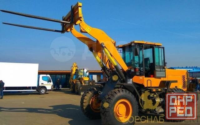 Вилочный фронтальный погрузчик Кировское - изображение 1