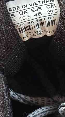 Продам кроссовки 48р Макеевка