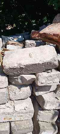 Продам кирпич Донецк