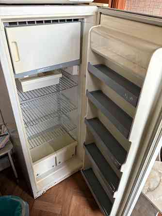 Продаю холодильник Макеевка