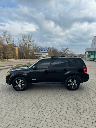 Mazda Tribute 2.3 на автомате Макеевка